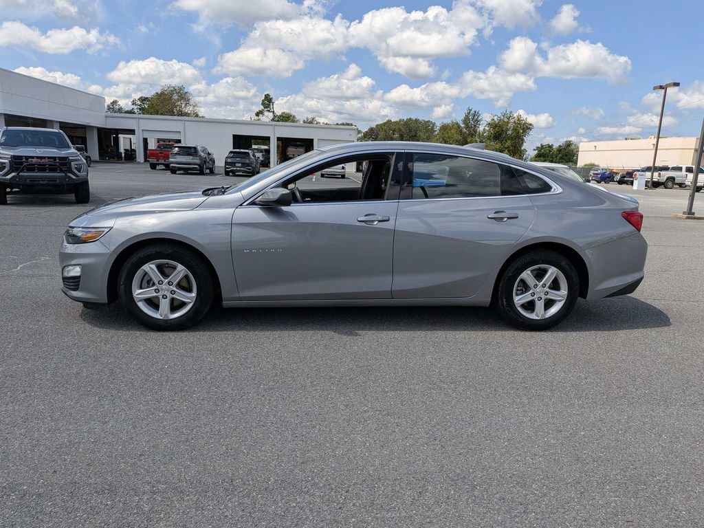 Used 2024 Sterling Gray Metallic Chevrolet 1LT image 7