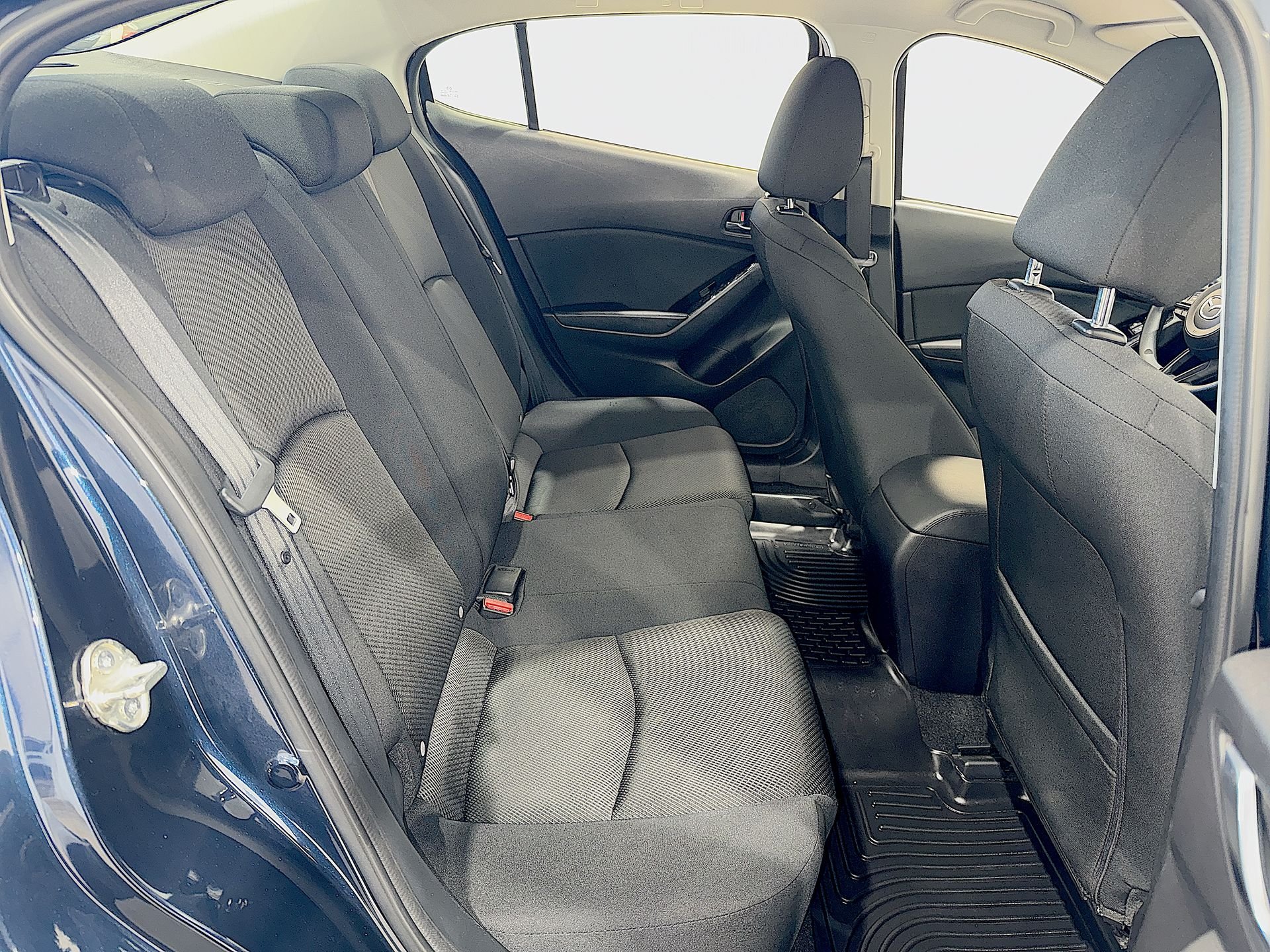 Used 2018 Blue Mazda Sport image 24