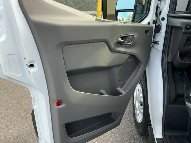 New 2025 Oxford White Ford Base image 12