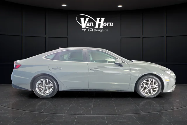 Used 2020 Hyundai Sonata SEL with VIN 5NPEL4JA6LH060271 for sale in Stoughton, WI