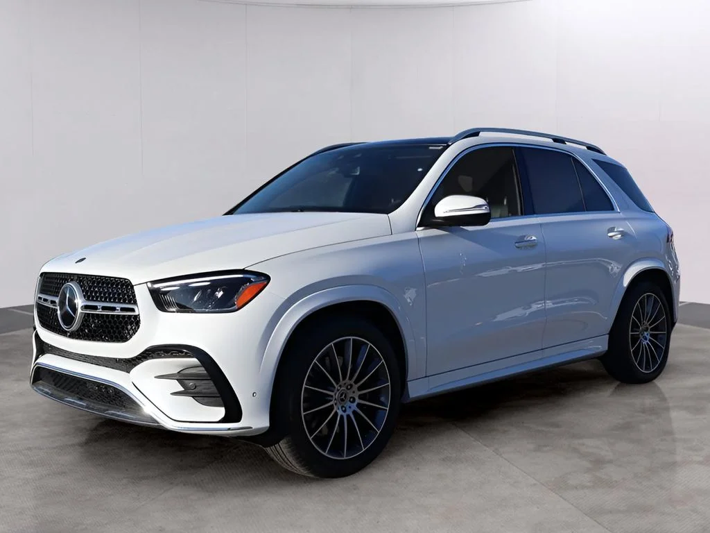 New 2026 MANUFAKTUR Moonlight White Metallic Mercedes-Benz GLE 350 image 3