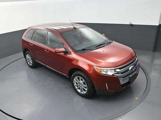 Used 2014 Orange Ford SEL image 22