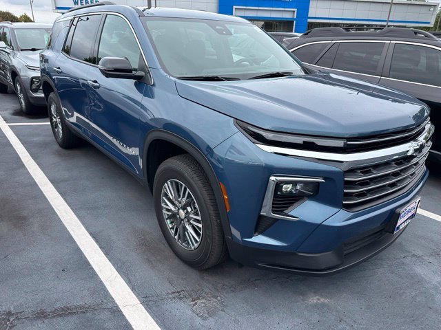 Used 2025 Lakeshore Blue Metallic Chevrolet LT image 2