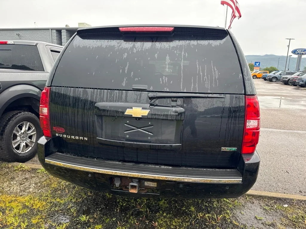 Used 2011 Black Chevrolet LTZ image 17