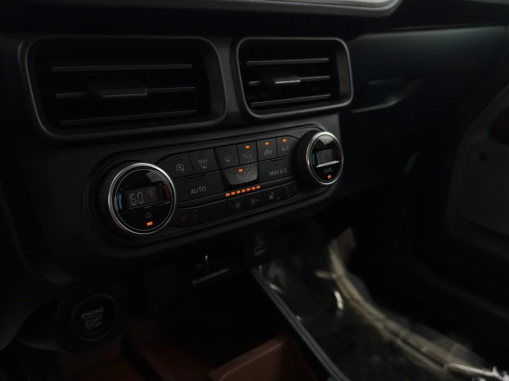 Used 2022 Cactus Ford Lariat image 19