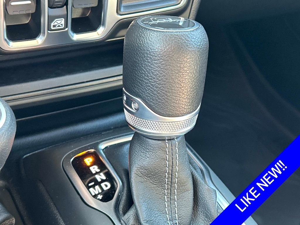 Used 2025 Red Jeep Sport S image 22