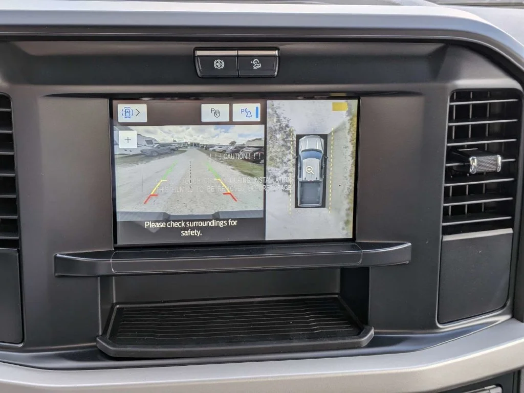 New 2026 Oxford White Ford F-250® XL image 29