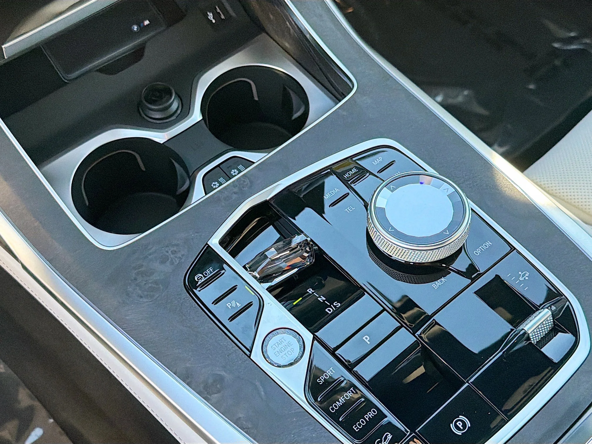 New 2027 Carbon Black Metallic BMW M60i image 30