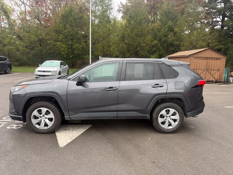 Used 2022 Gray Toyota LE image 14