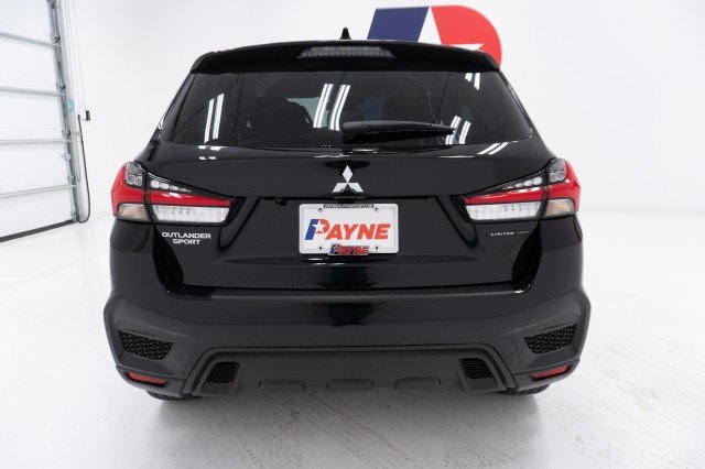 New 2027 Labrador Black Pearl Mitsubishi 2.0 LE 2WD image 8