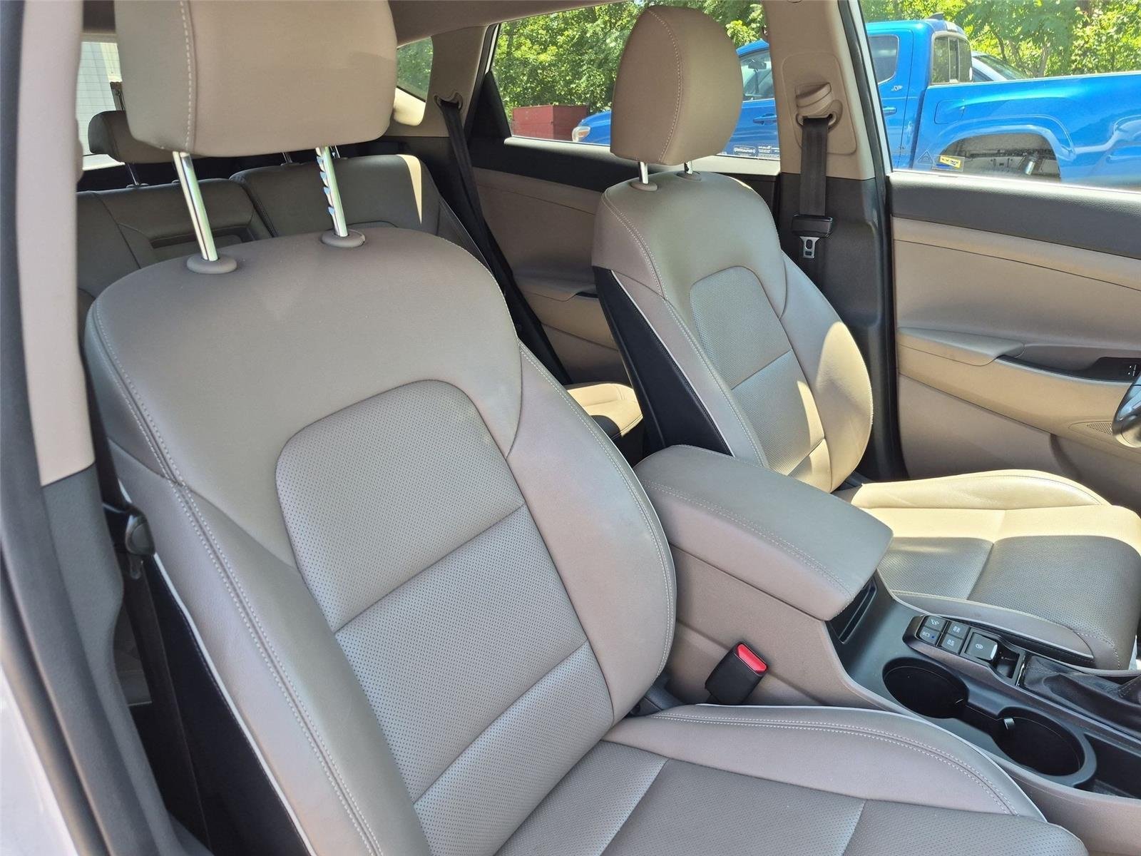 Used 2020 Winter White Hyundai Limited image 37
