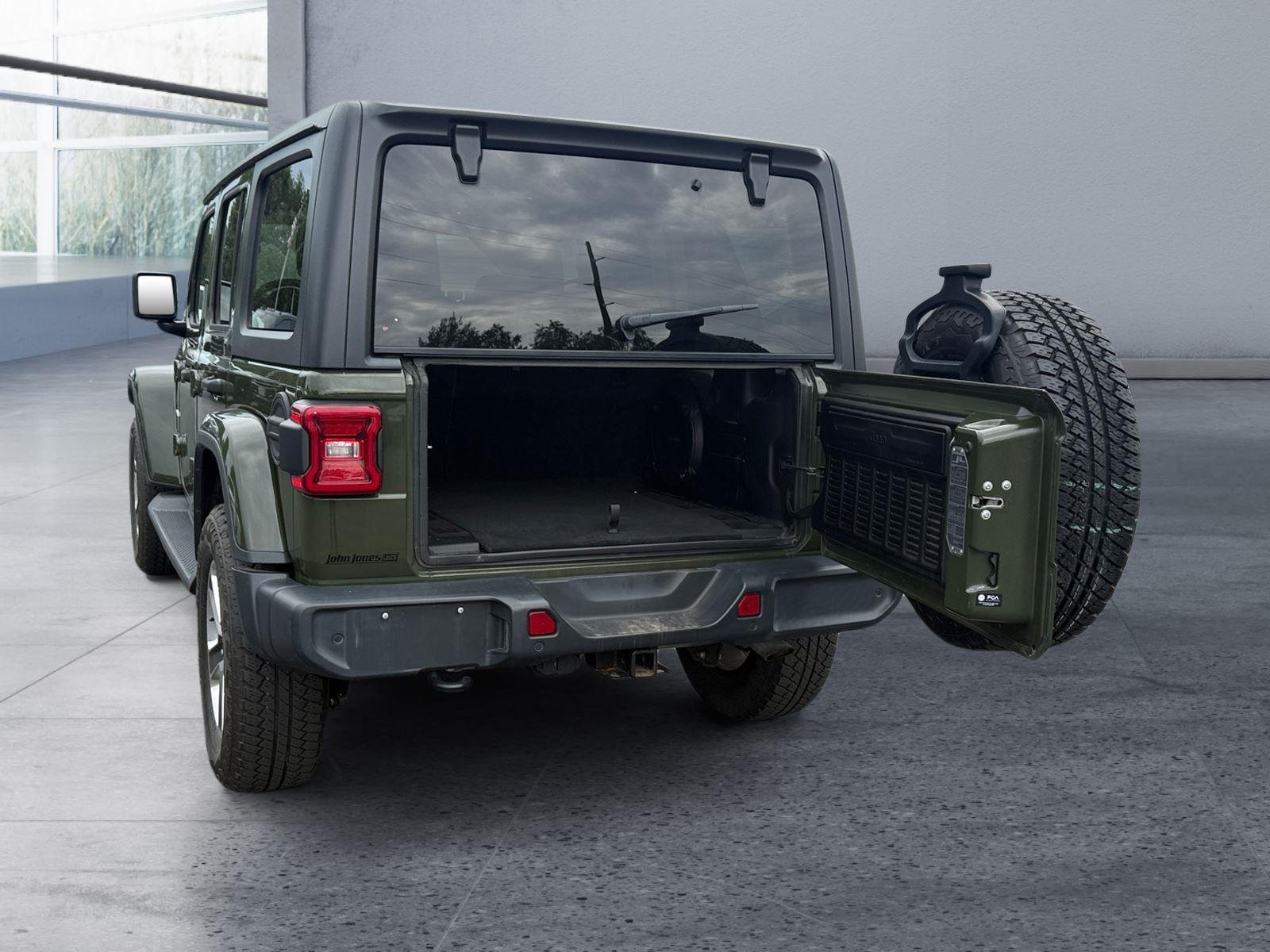 2021 Jeep Wrangler Unlimited Sahara - Photo 18