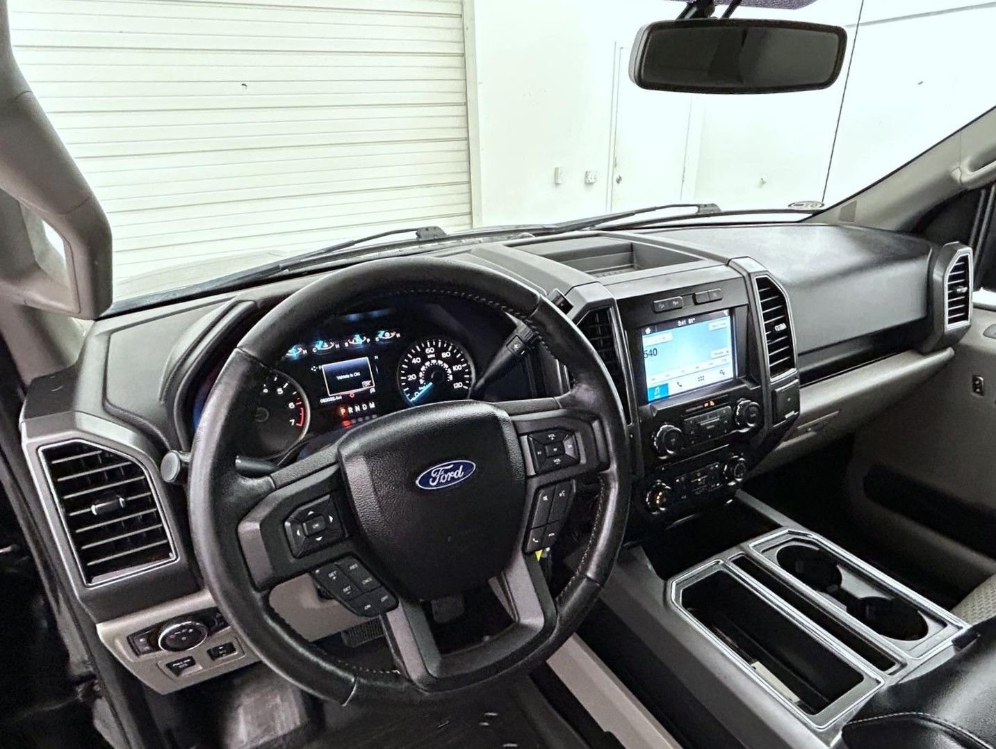Used 2018 Shadow Black Ford XLT image 13