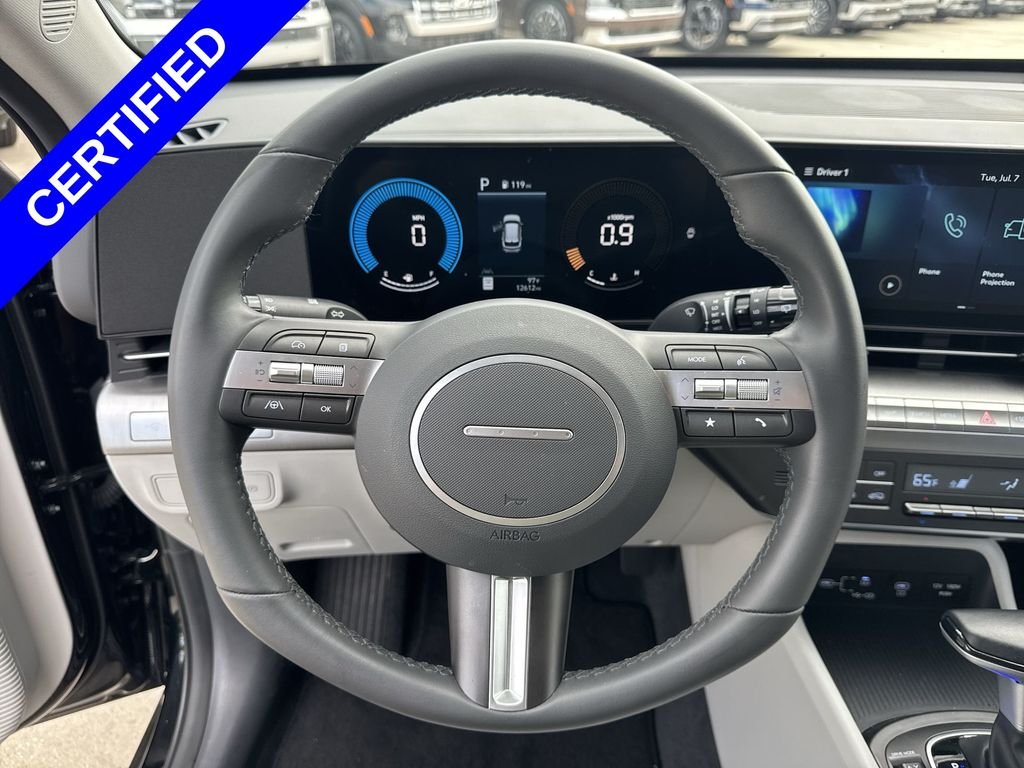 Certified Used 2025 Abyss Black Hyundai SEL image 11