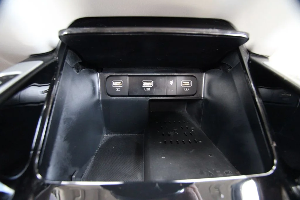Used 2023 Black Kia SX Prestige image 32