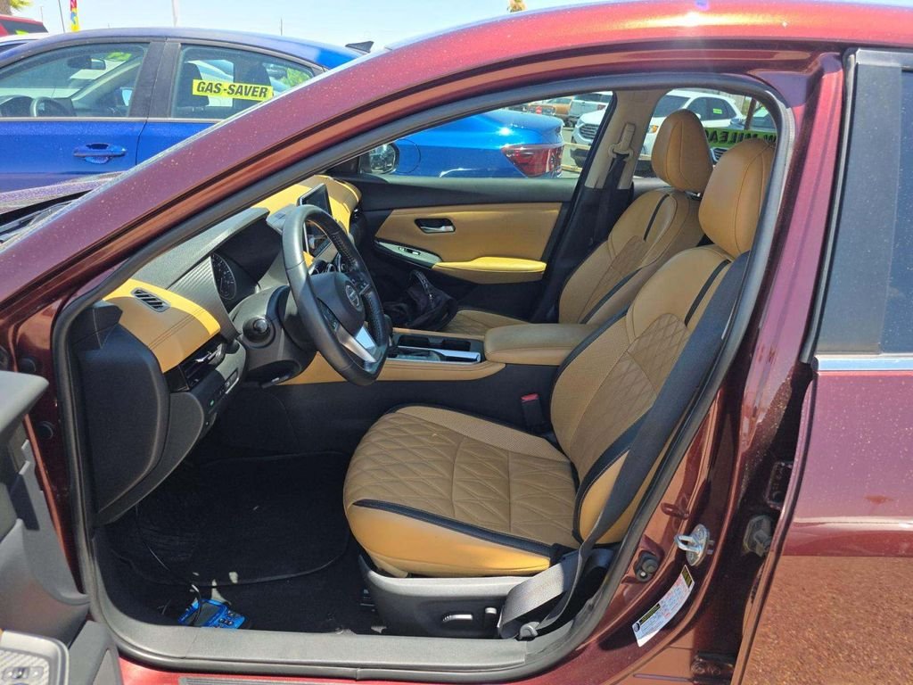 2022 Nissan Sentra SV - Photo 11