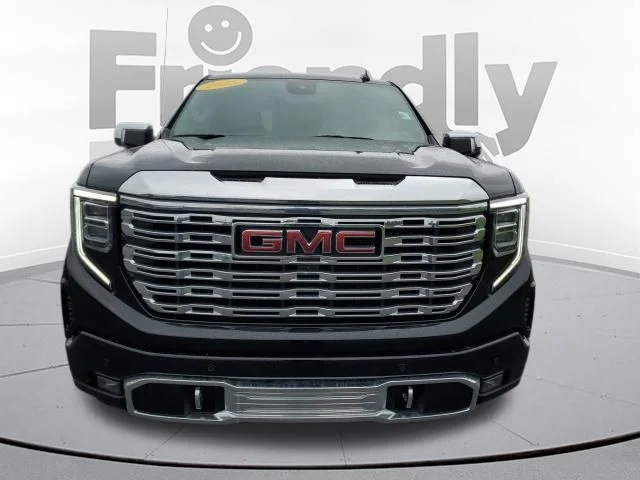 Used 2025 Black GMC Denali image 8