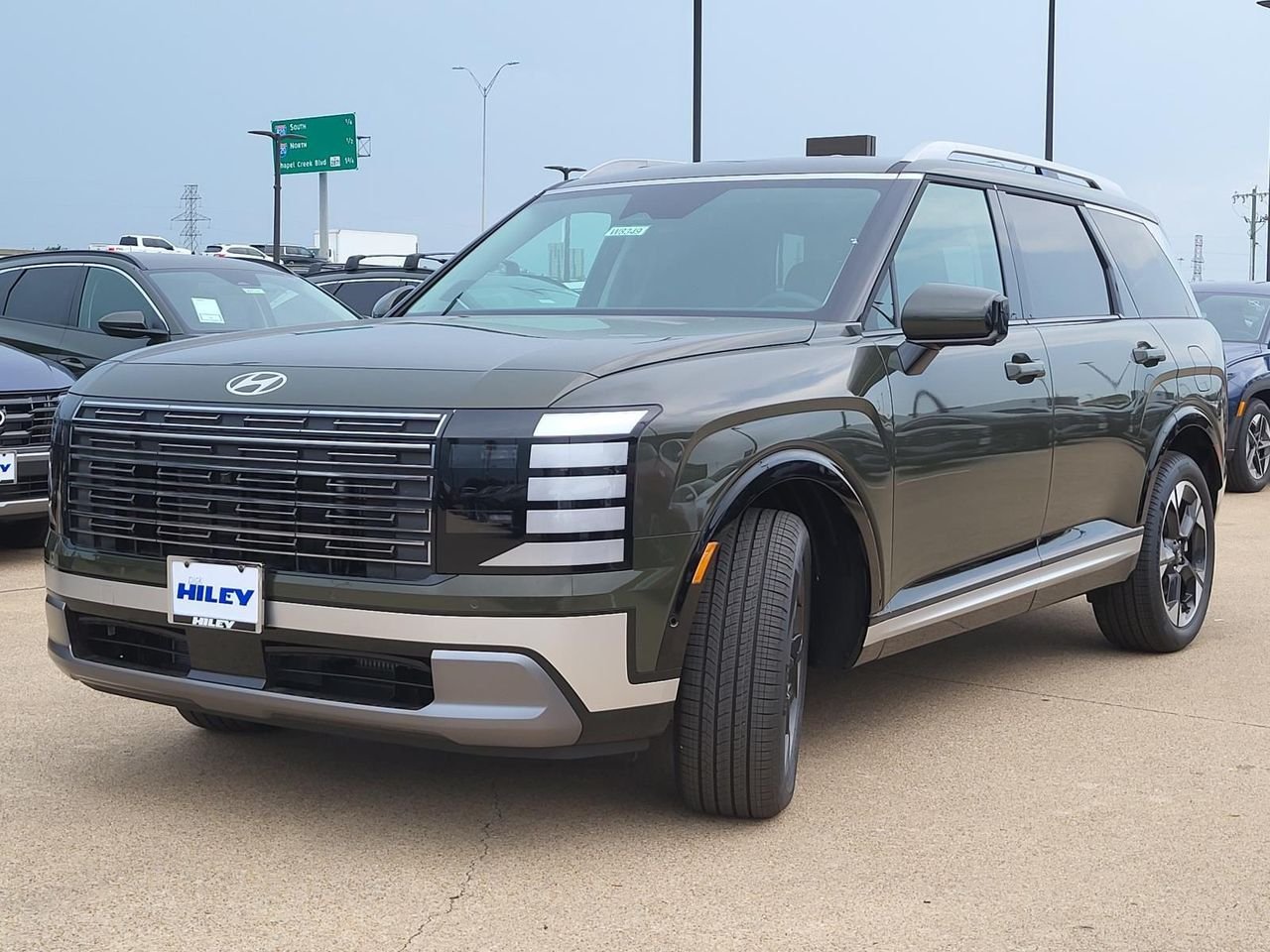 New 2026 Titan Green Hyundai Limited image 2
