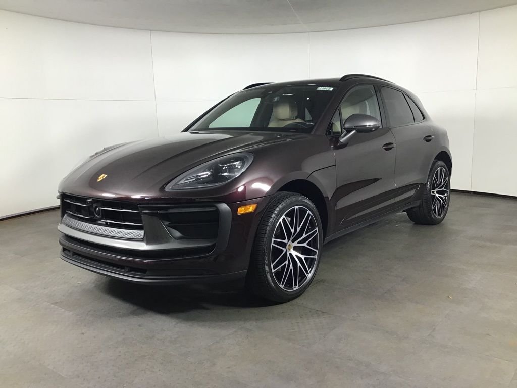 2023 Porsche Macan T