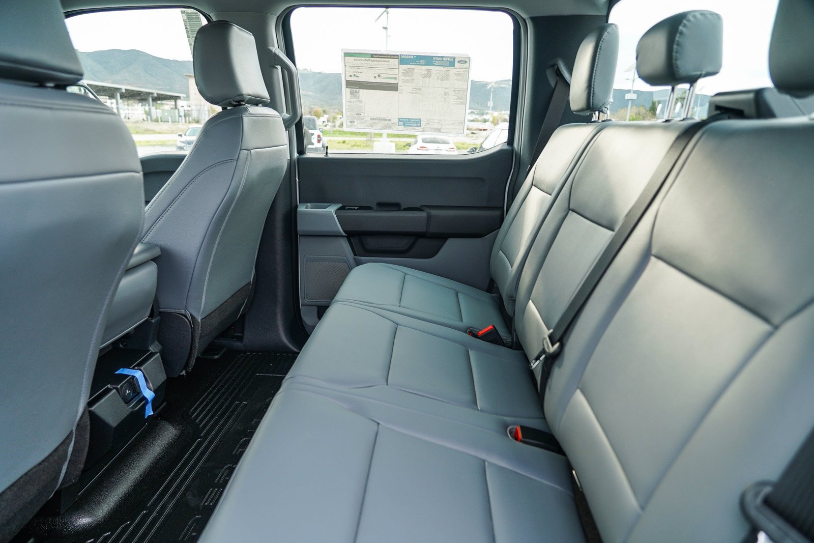 New 2026 Oxford White Ford F-350® XL image 19