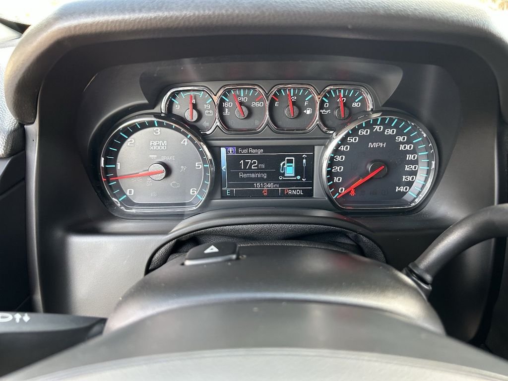 Used 2018 Silver GMC SLT image 31
