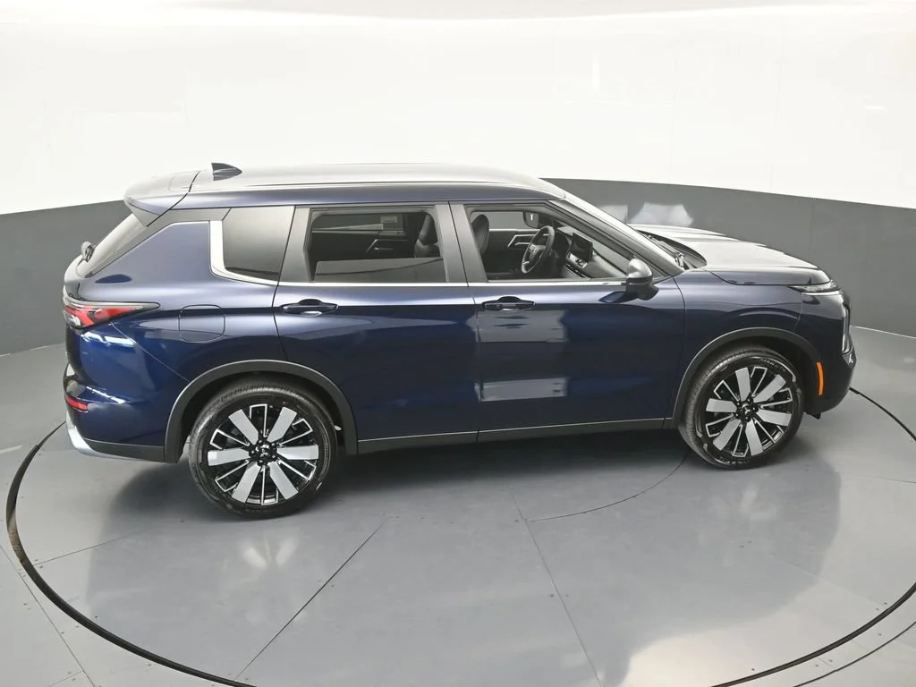 New 2026 Blue Metallic Mitsubishi SE 1.5T 2WD image 55