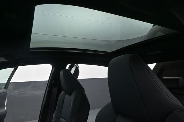 New 2026 Wind Chill Pearl/Black Toyota XSE image 9
