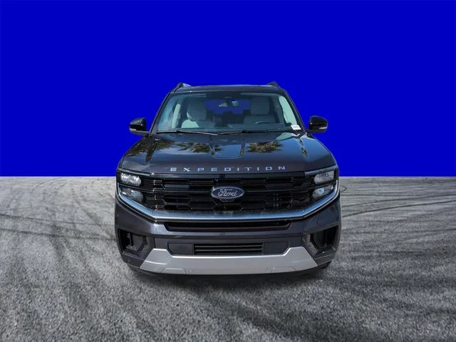 New 2026 Dark Matter Gray Metallic Ford MAX Platinum® image 9