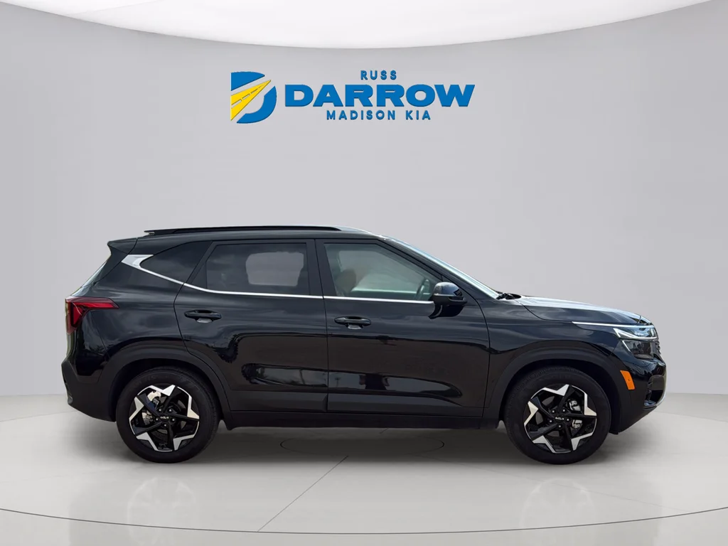Used 2025 Fusion Black Kia EX image 6