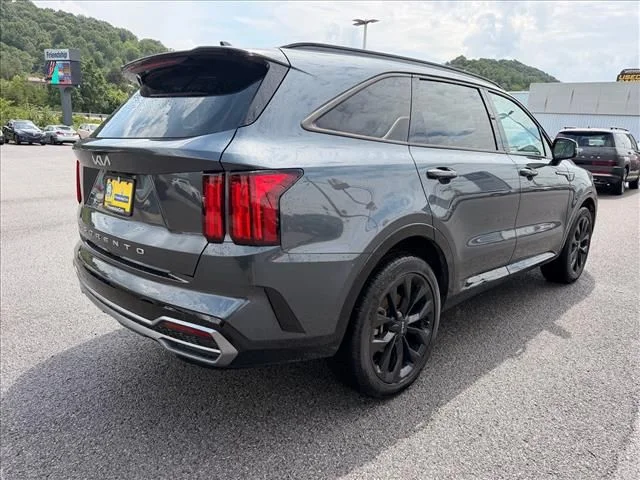 Used 2022 Gray Kia SX image 16