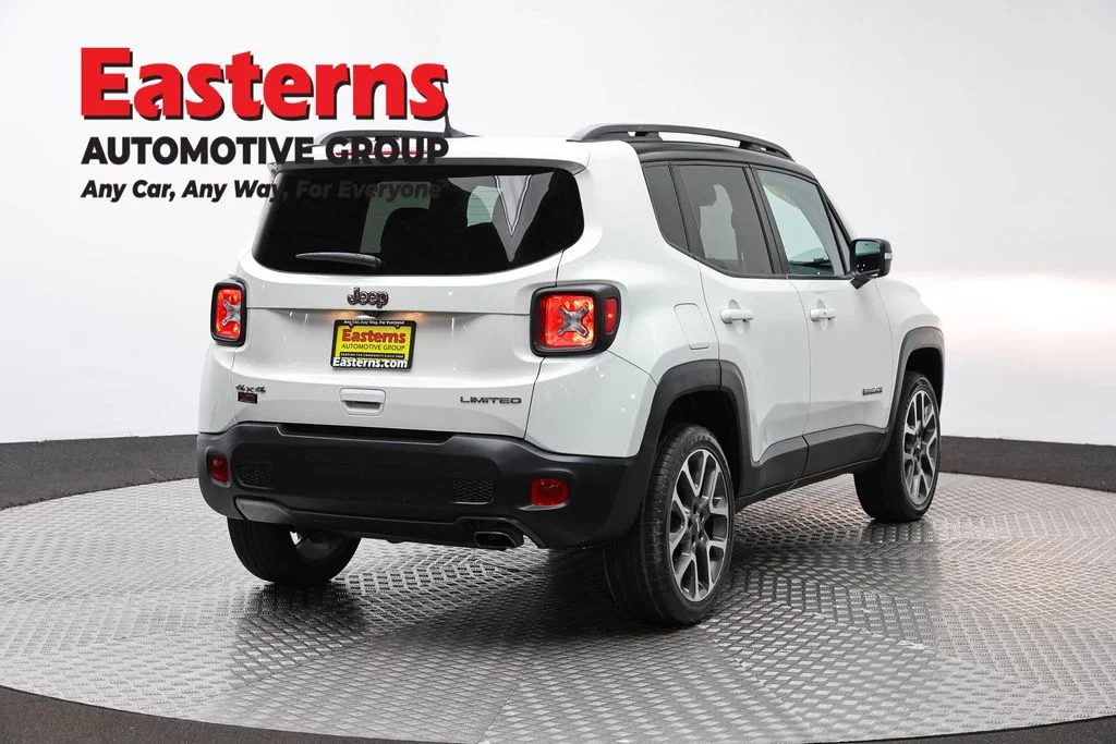 Used 2022 White Jeep Limited image 5