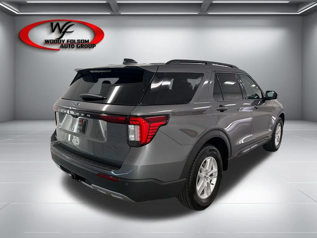 New 2026 Carbonized Gray Metallic Ford Active image 6