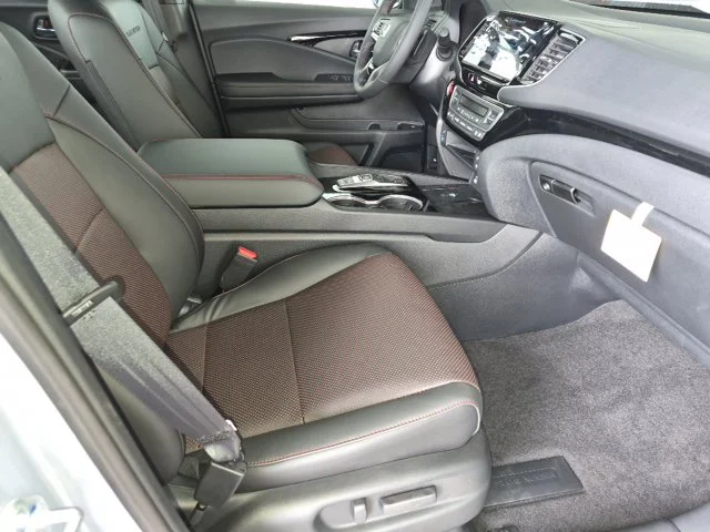 New 2026 Sonic Gray Pearl Honda Black Edition image 27