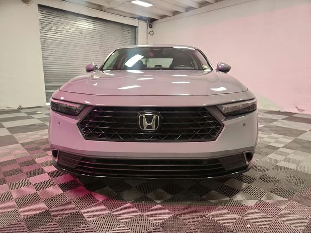 Used 2024 Gray Honda EX-L image 3