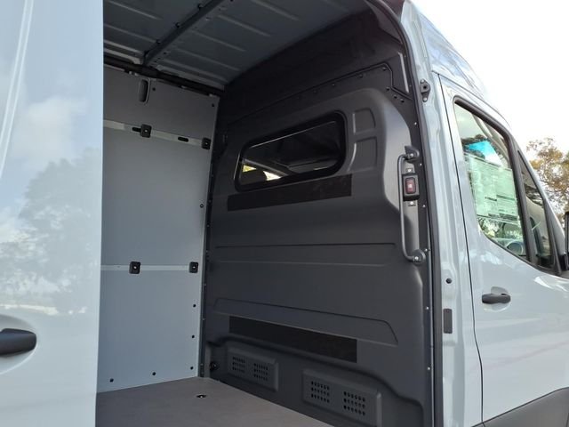 New 2026 Gray Mercedes-Benz Cargo 144 WB image 23