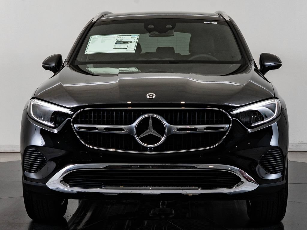 New 2026 Black Mercedes-Benz GLC 300 image 2