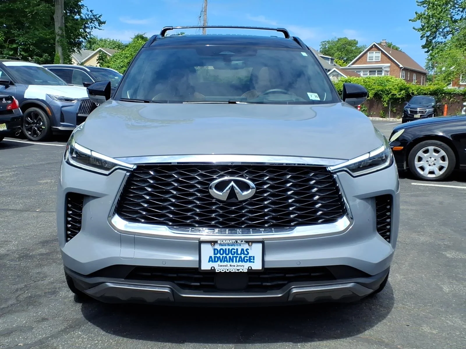 Certified Used 2025 Gray INFINITI Autograph image 3