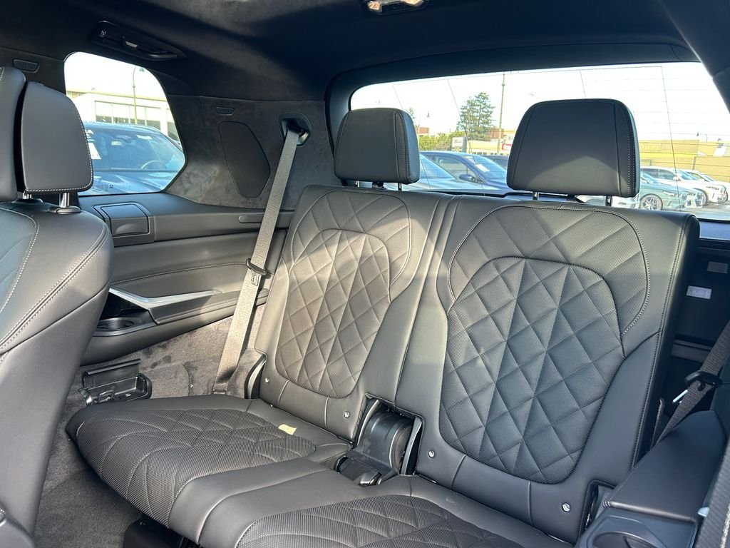 New 2027 Dravit Grey Metallic BMW xDrive40i image 33