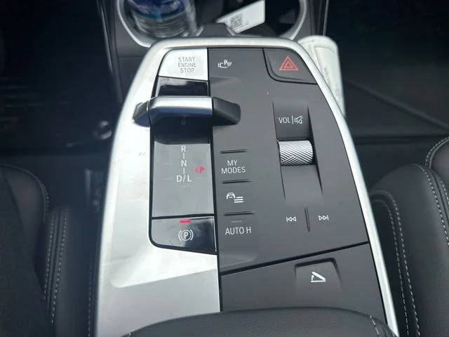 New 2026 Dune Grey Metallic BMW xDrive28i image 11