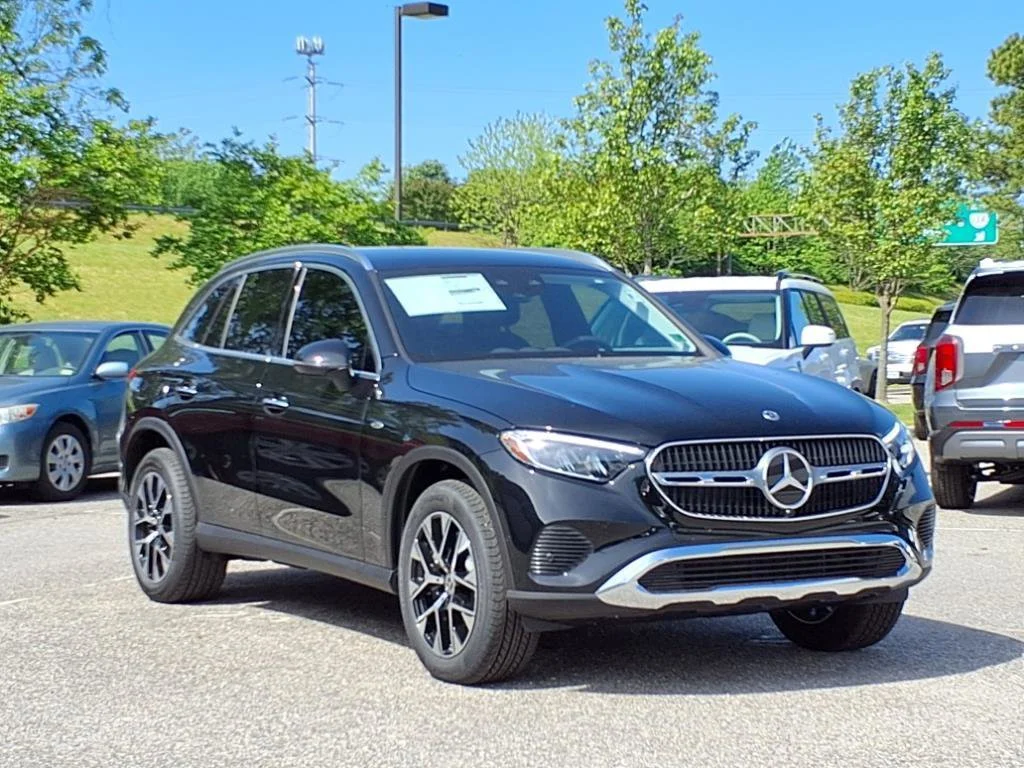 New 2025 Black Mercedes-Benz GLC 350 image 35