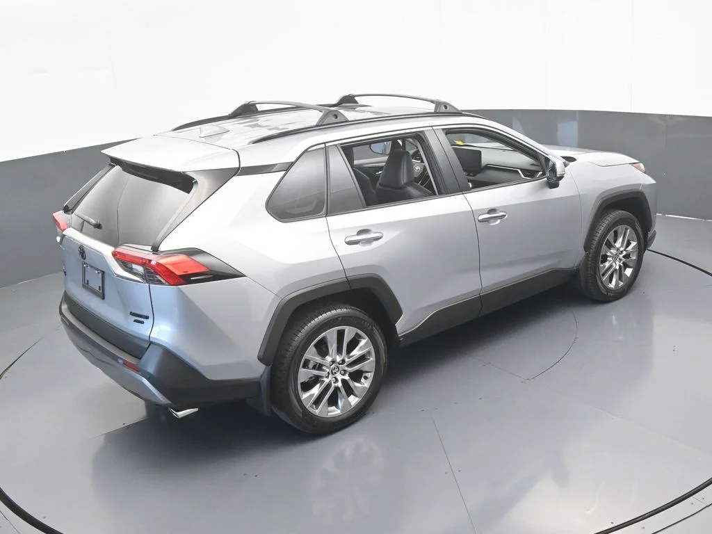 Used 2025 Silver Sky Metallic Toyota Limited image 59