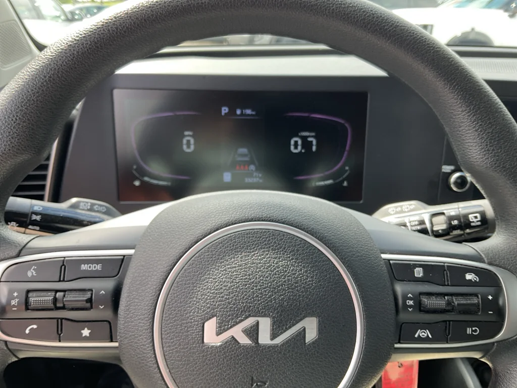 Used 2023 Gravity Gray Kia LX image 21