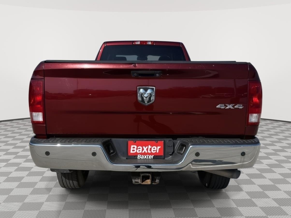 Used 2016 Delmonico Red Pearlcoat Ram Tradesman image 8