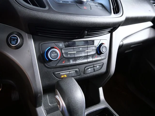 Used 2019 Red Ford SE image 20