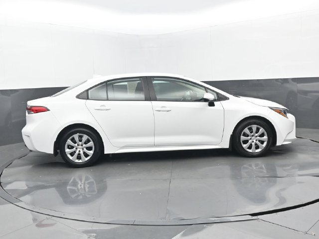Used 2025 Ice Cap Toyota LE image 2