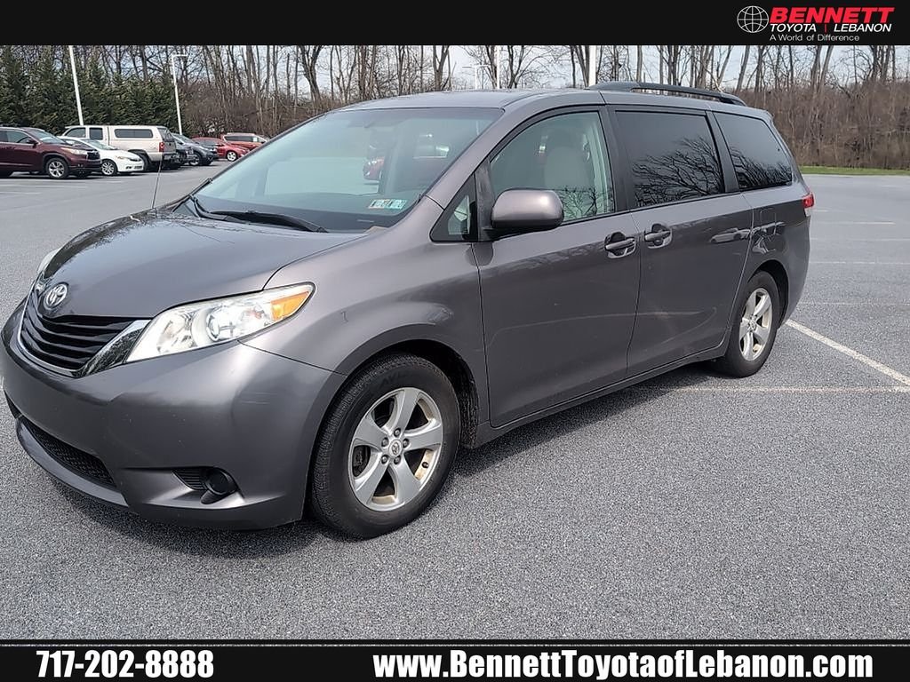 2011 Toyota Sienna LE