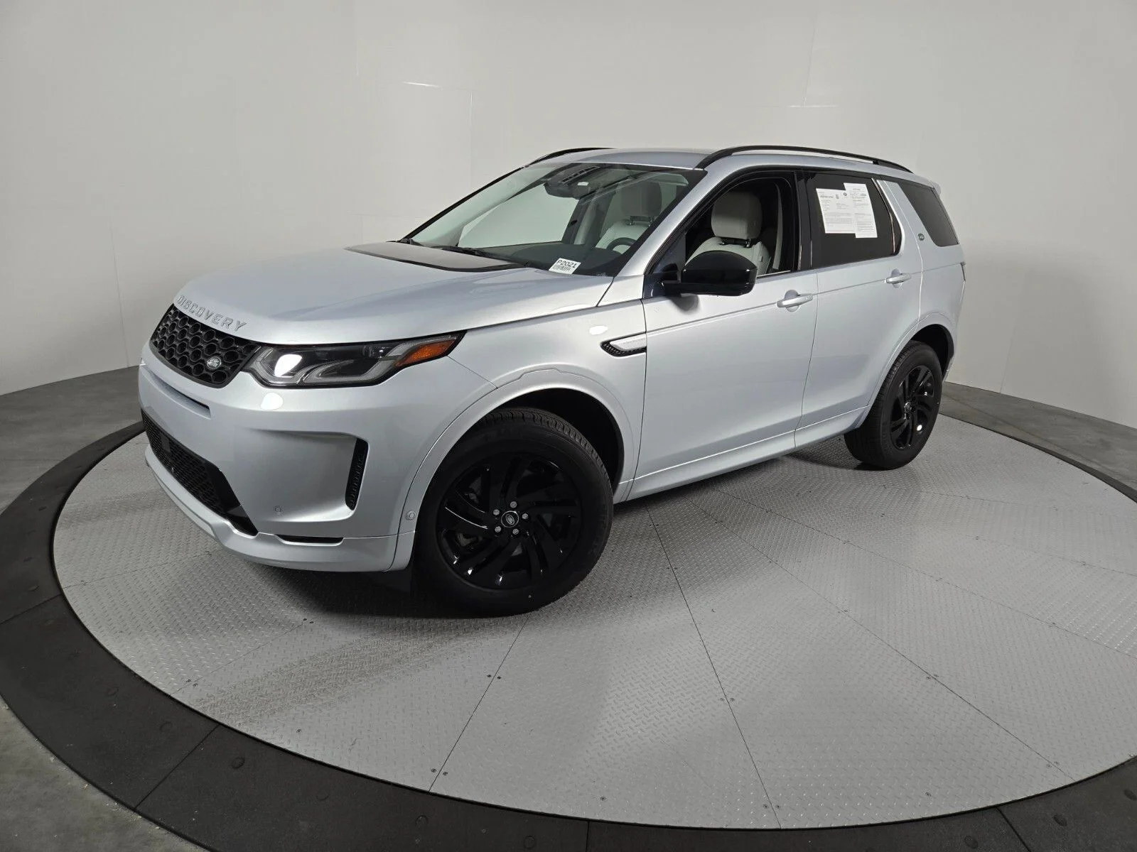 2025 Land Rover Discovery Sport