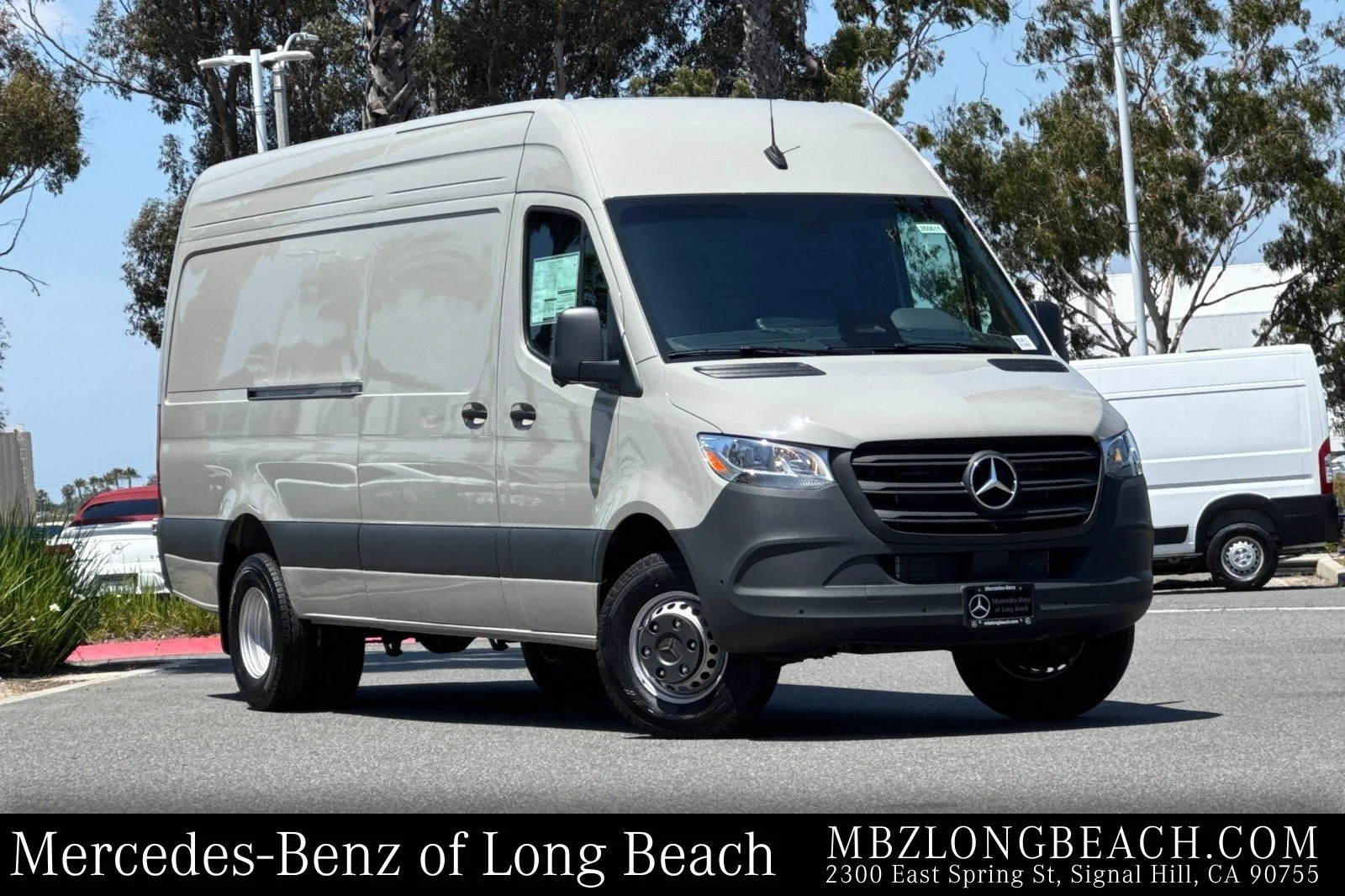 2026 Mercedes-Benz Sprinter 3500 170 WB HO High Roof's photo