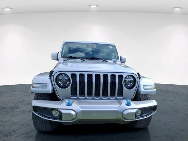 Used 2021 Silver Jeep Unlimited Sahara 4xe image 7