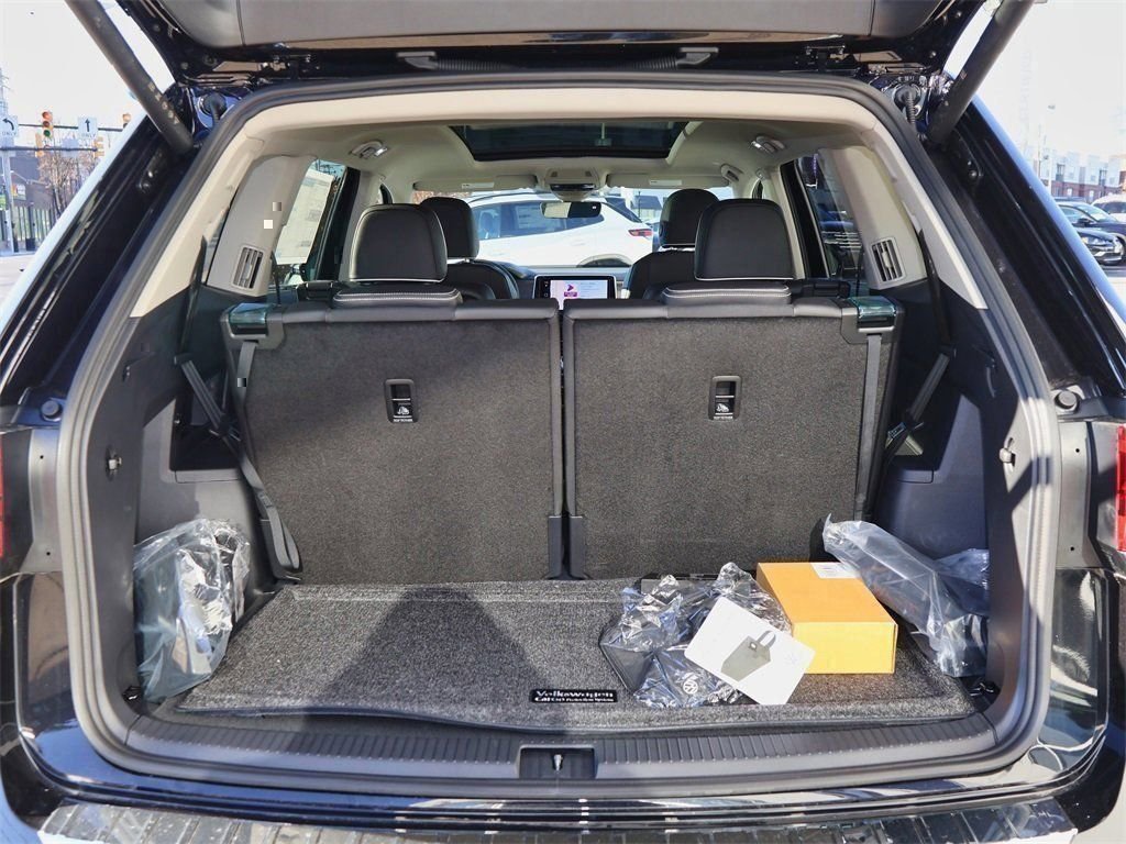 2026 Volkswagen Atlas SEL Premium R-Line - Photo 10